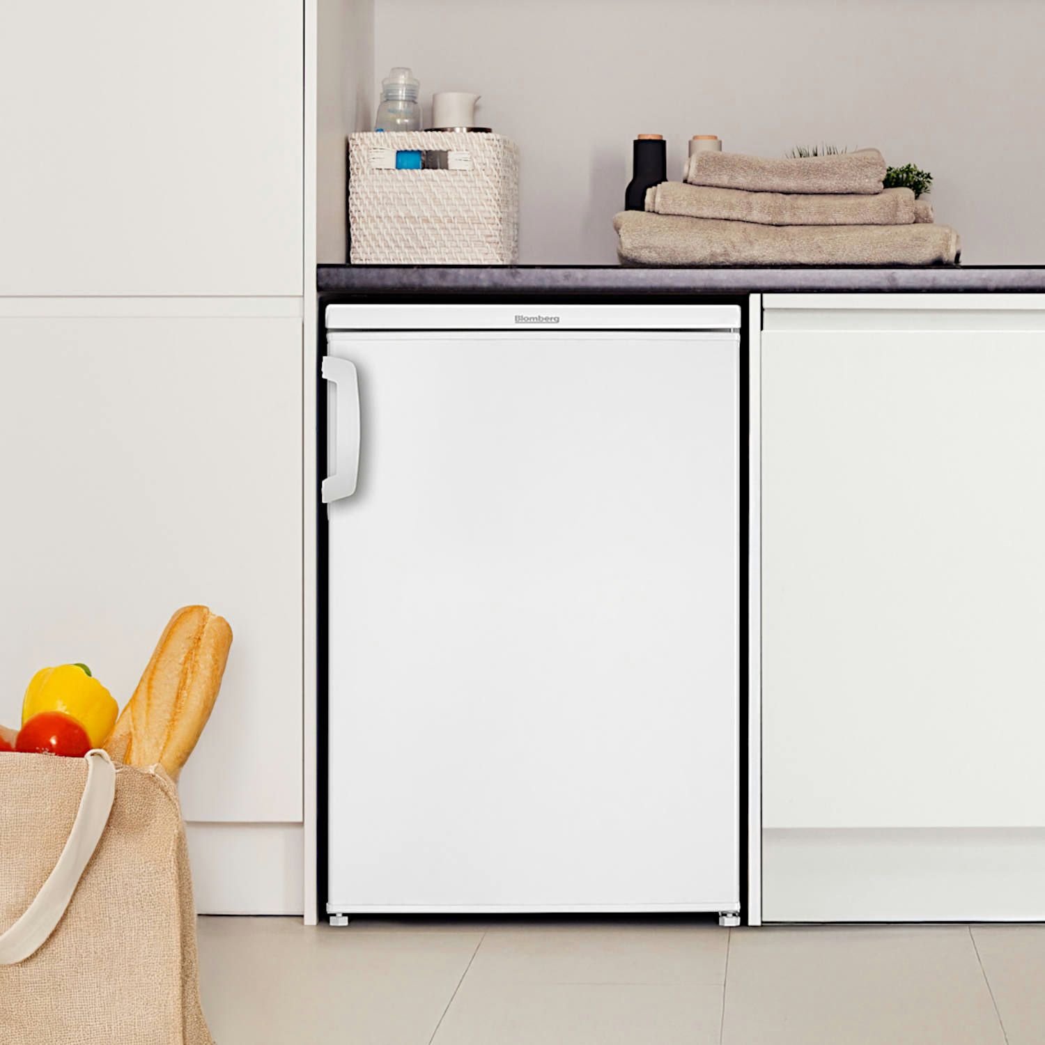 54cm Frost Free Freezer - White